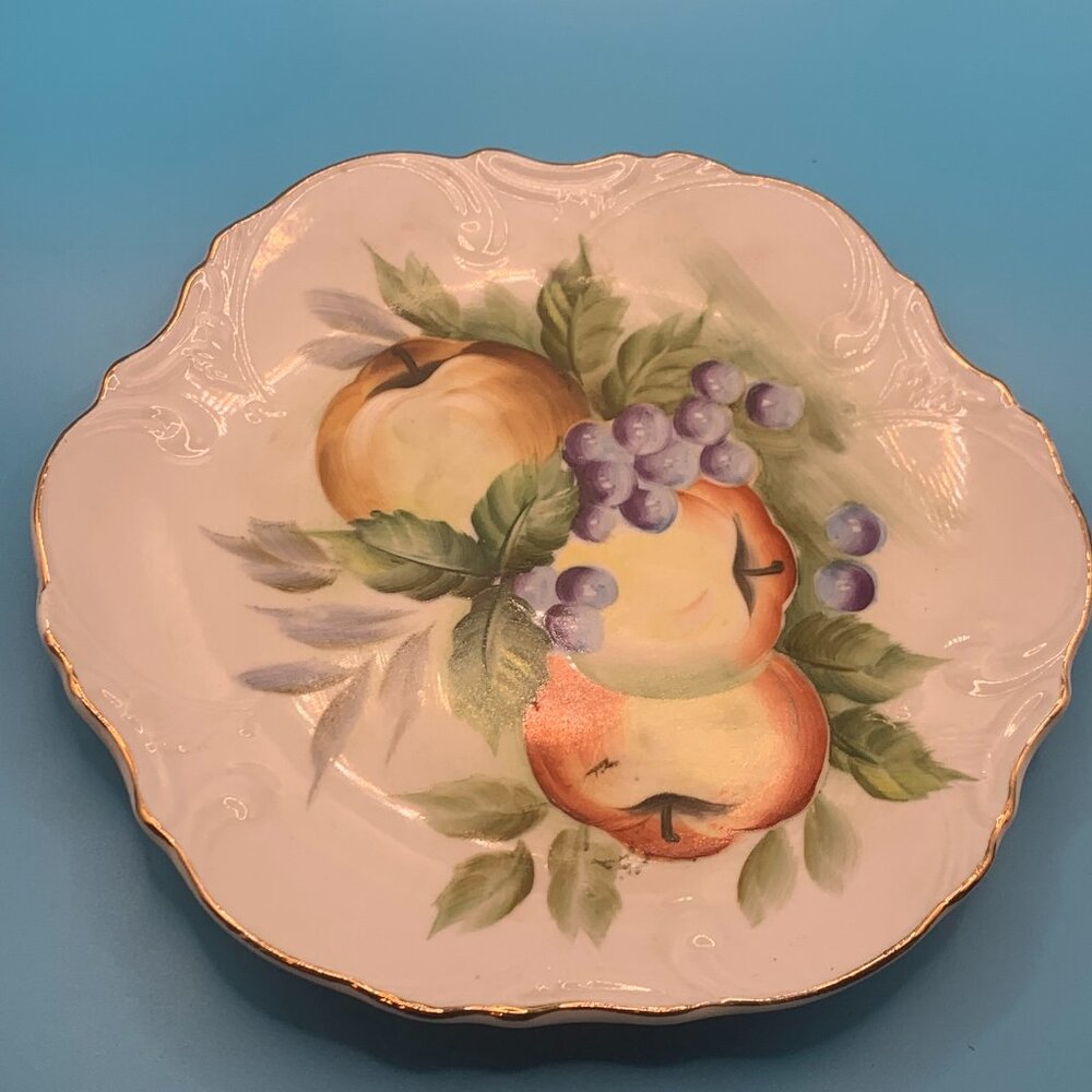 Vintage Norcrest Plate Made in Japan Fruit Motif Gold Trim 8.25"WOB